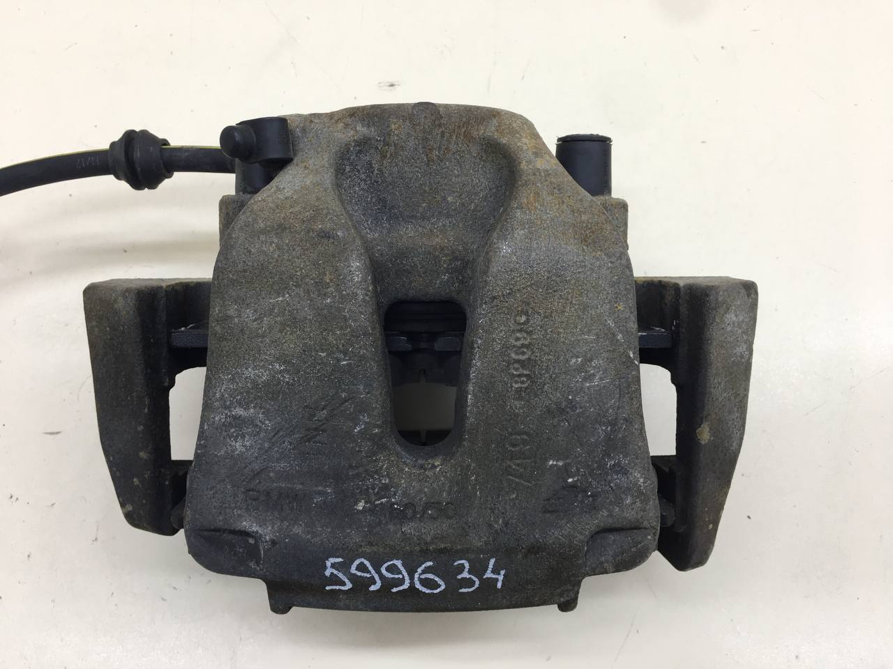 Суппорт передний левый BMW X5 F15/F85 2013-2018