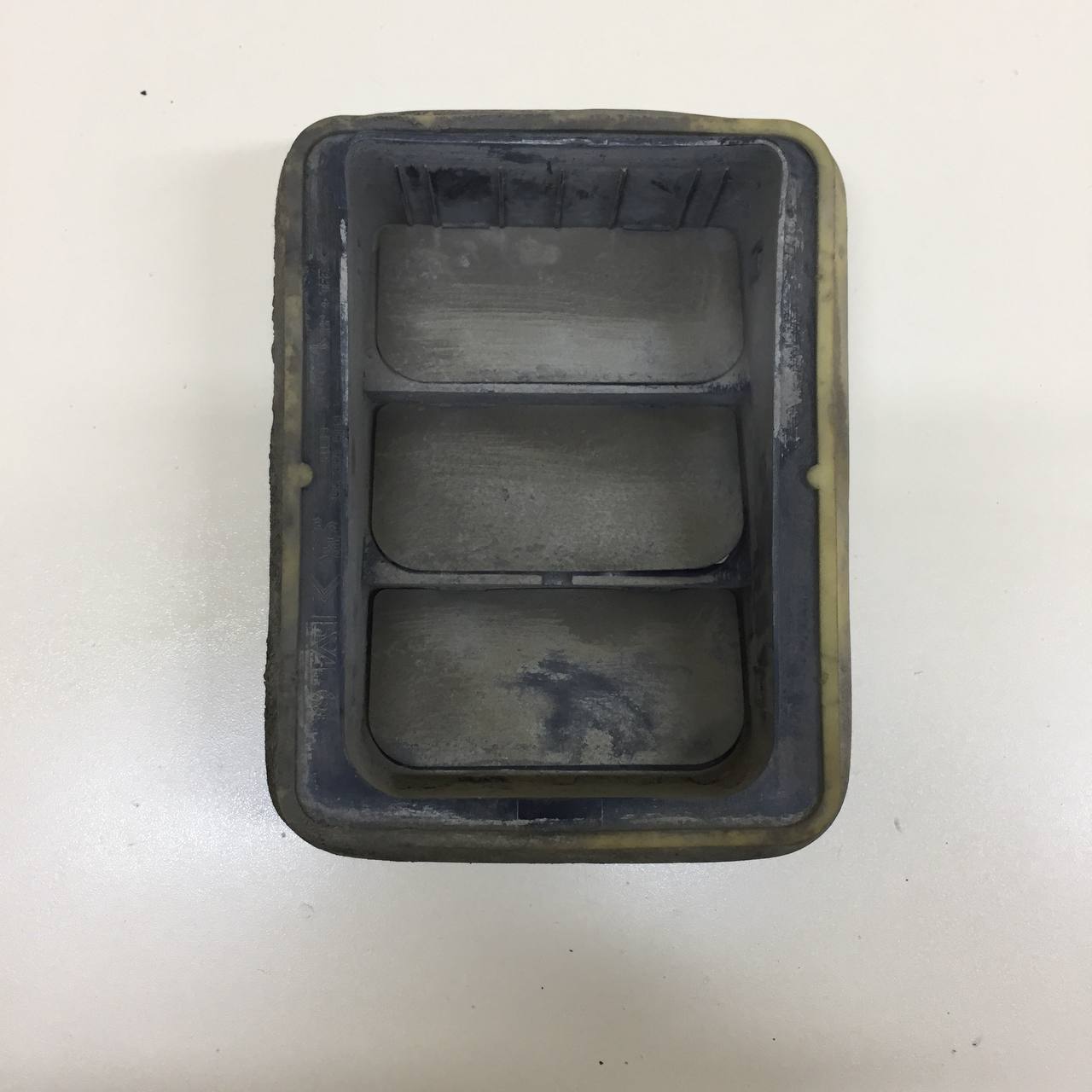 Решетка вентиляционная Citroen Grand C4 Picasso 2006-2014