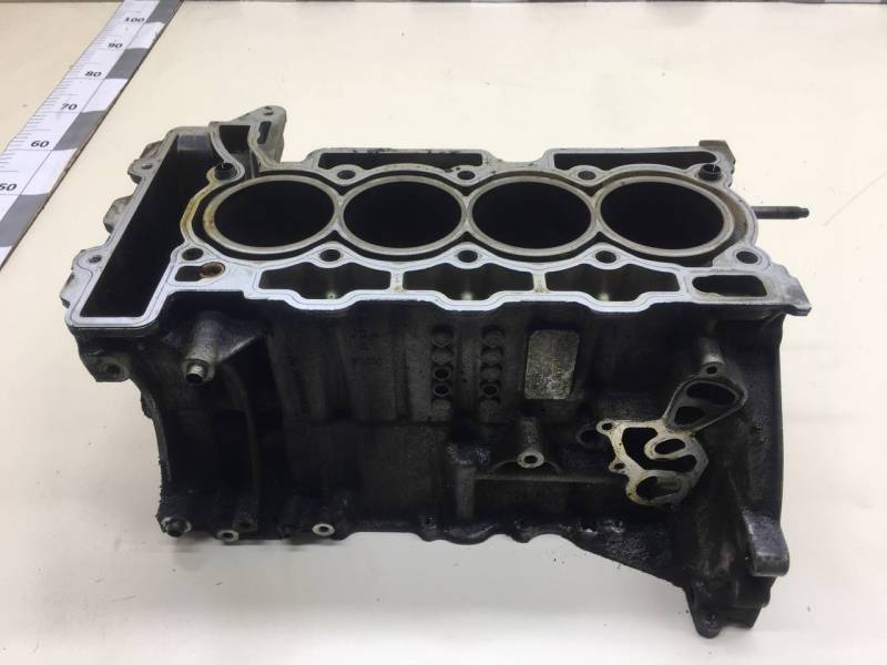 Блок двигателя Peugeot 308 2007>