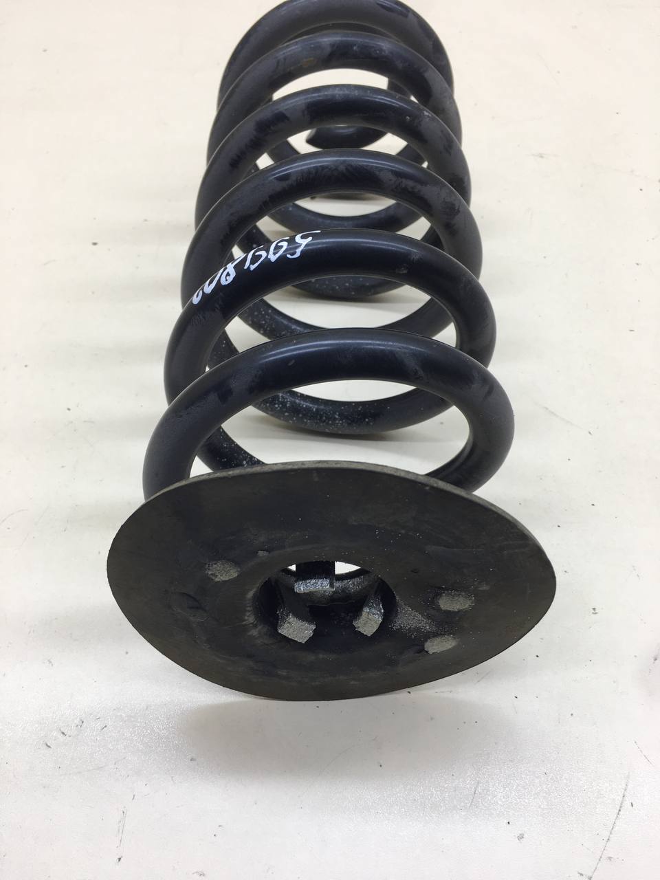 Пружина задняя BMW X5 E53 2000-2007