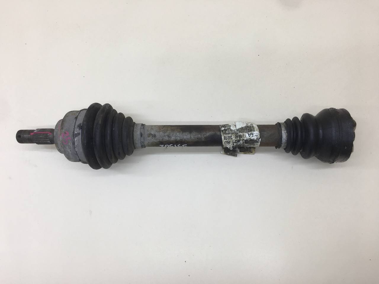 Полуось передняя левая Peugeot 308 2007>