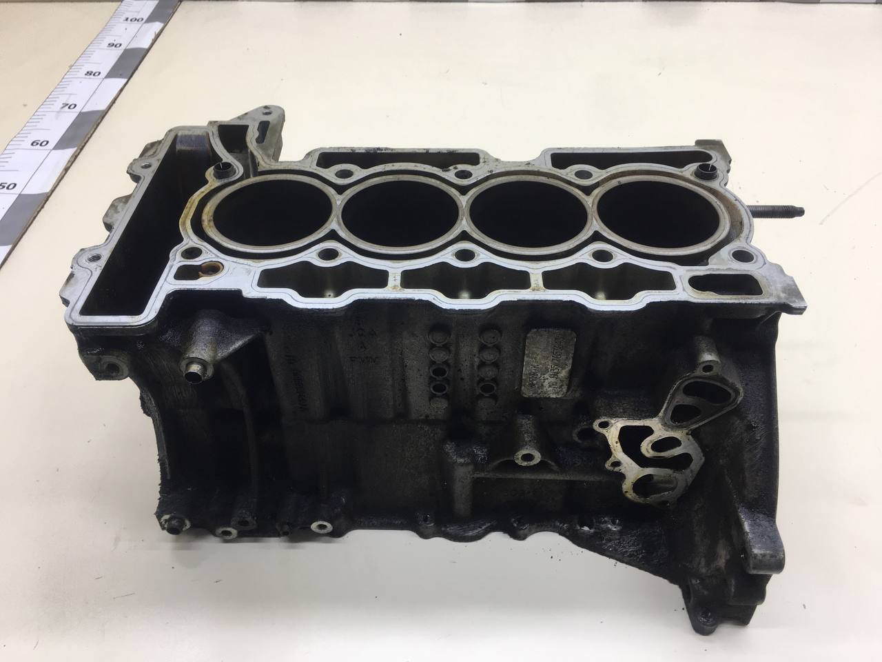 Блок двигателя Peugeot 308 2007>