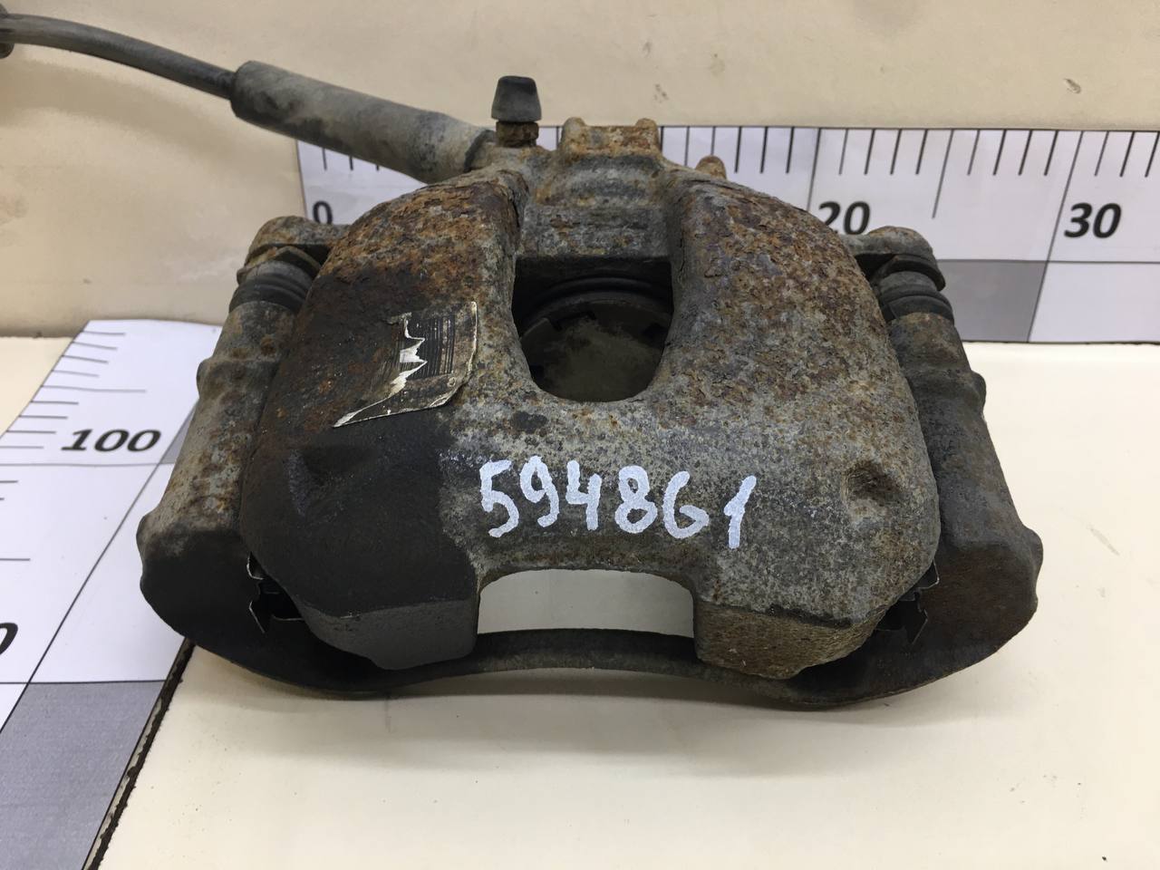 Суппорт передний правый Peugeot 308 2007>