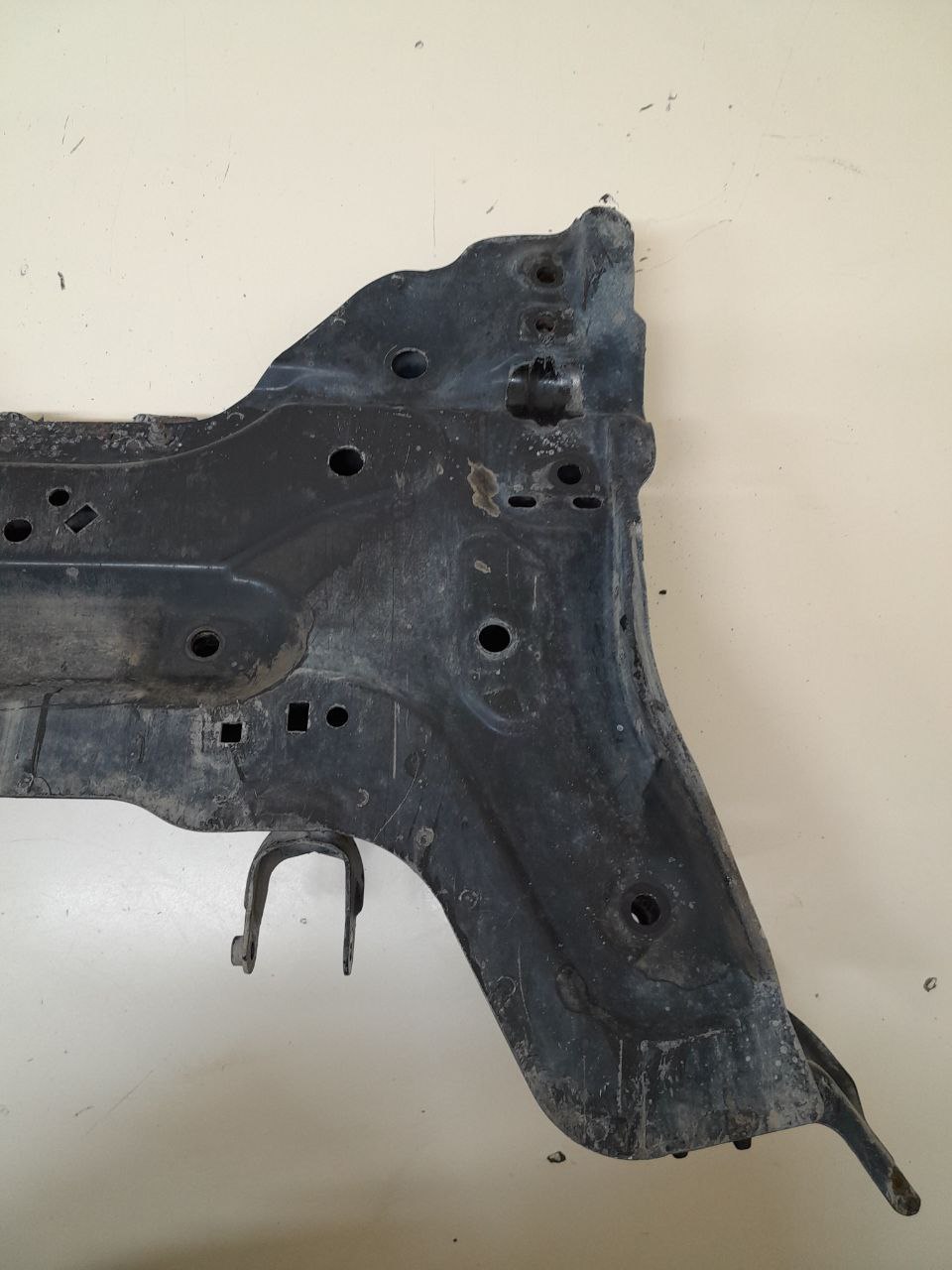 Балка подмоторная Citroen Grand C4 Picasso 2006-2014