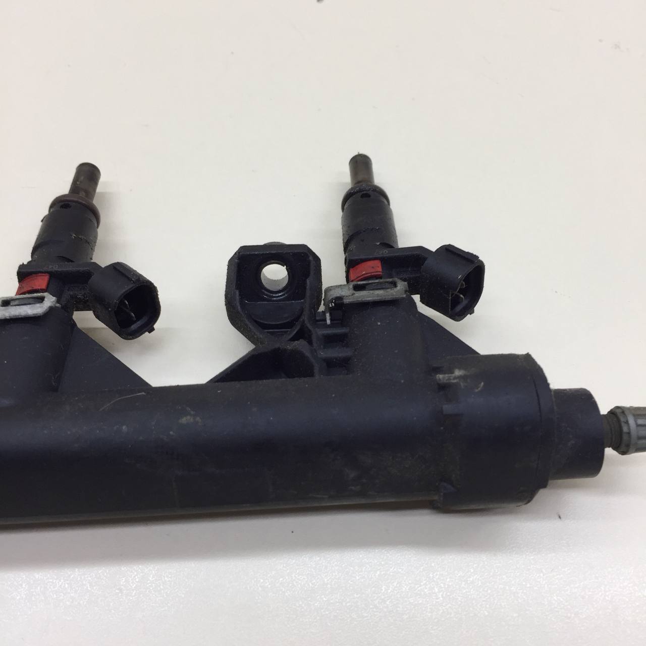 Рейка топливная (рампа) Peugeot 308 2007>