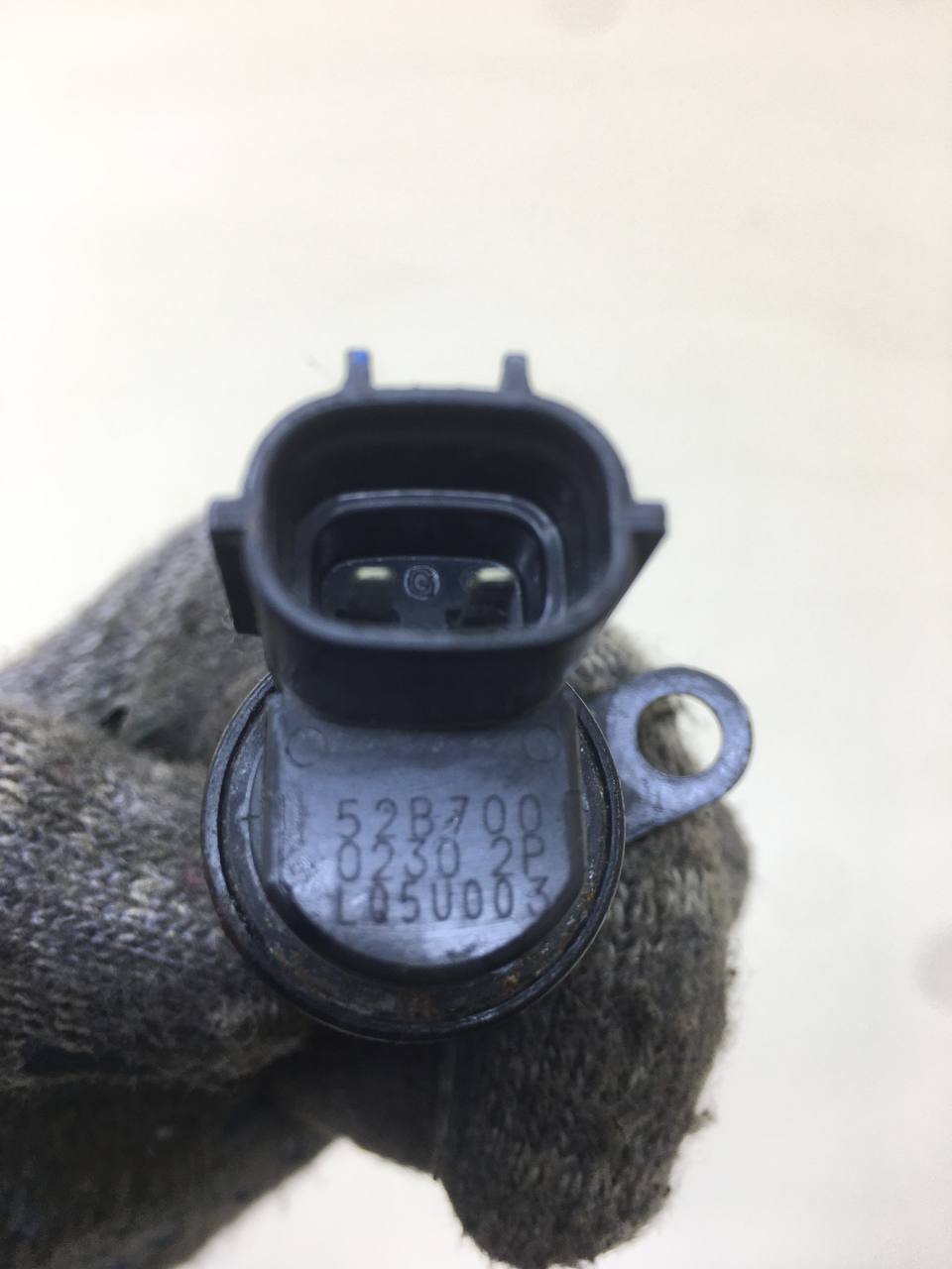 Клапан электромагн. изменения фаз ГРМ Kia Ceed (JD) 2012-2018