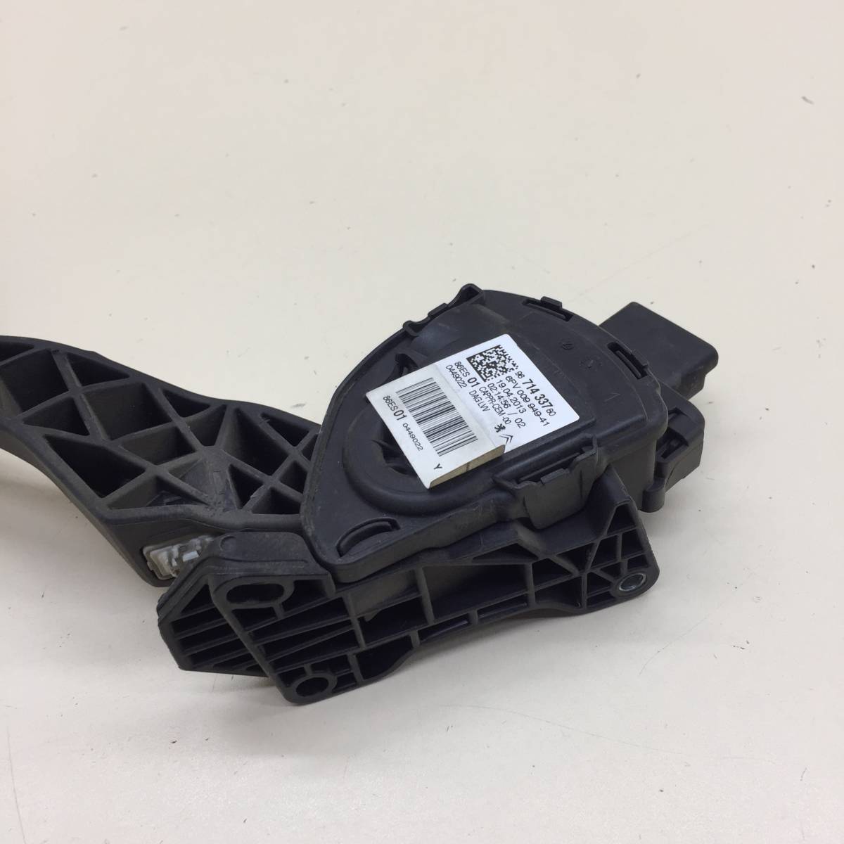 Педаль газа Peugeot 208 2012>