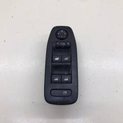 Блок управления стеклоподъемниками Peugeot 208 2012>