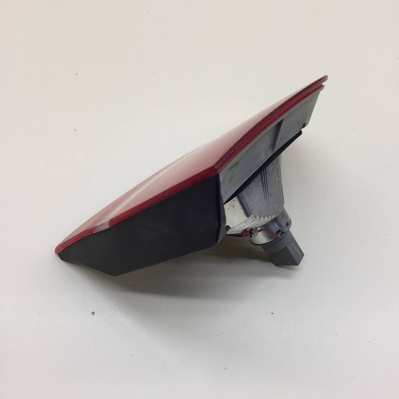 Фонарь задний внутренний левый BMW X6 E71 2008-2014