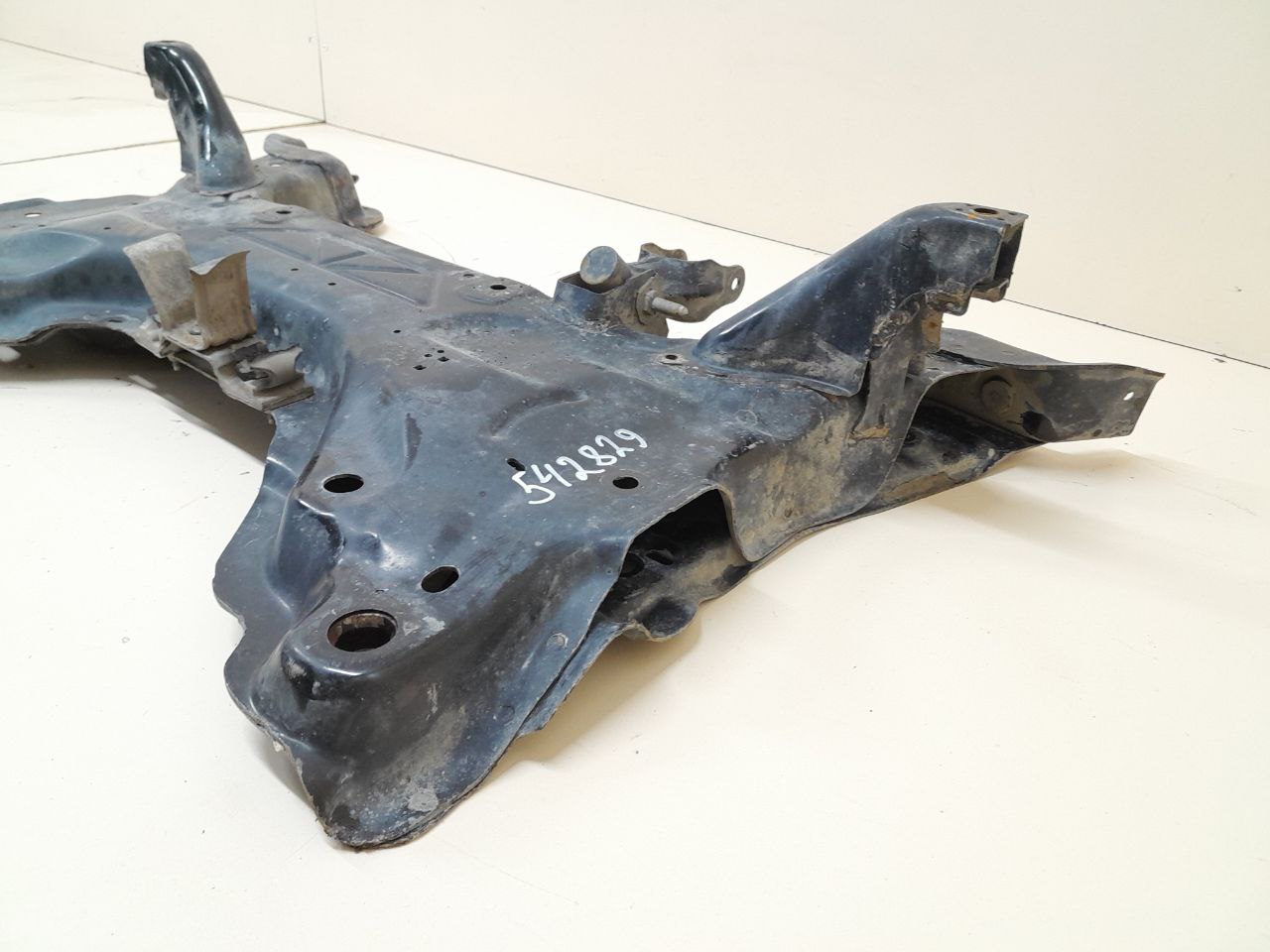 Балка подмоторная Citroen Grand C4 Picasso 2006-2014