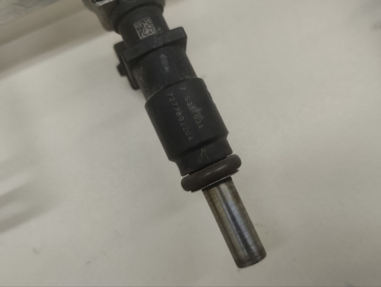 Рейка топливная (рампа) BMW X3 E83 2004-2010