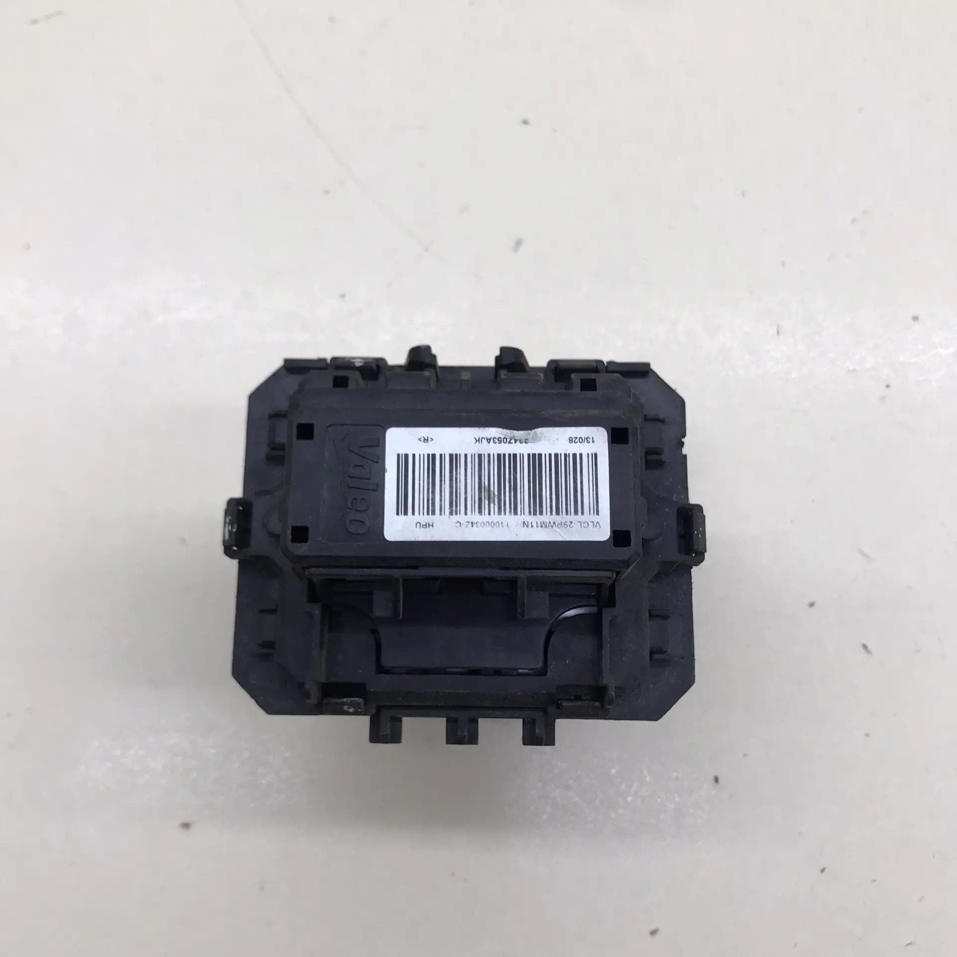 Резистор отопителя Peugeot 208 2012>