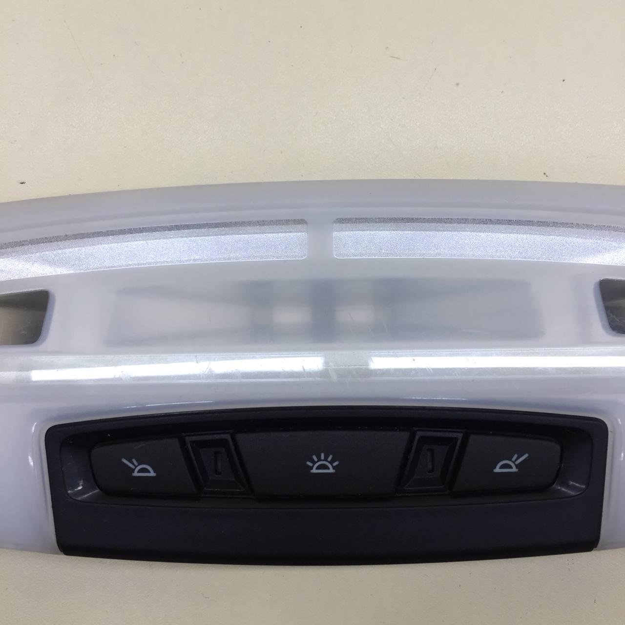 Плафон салонный BMW 1-series F20/F21 2011>