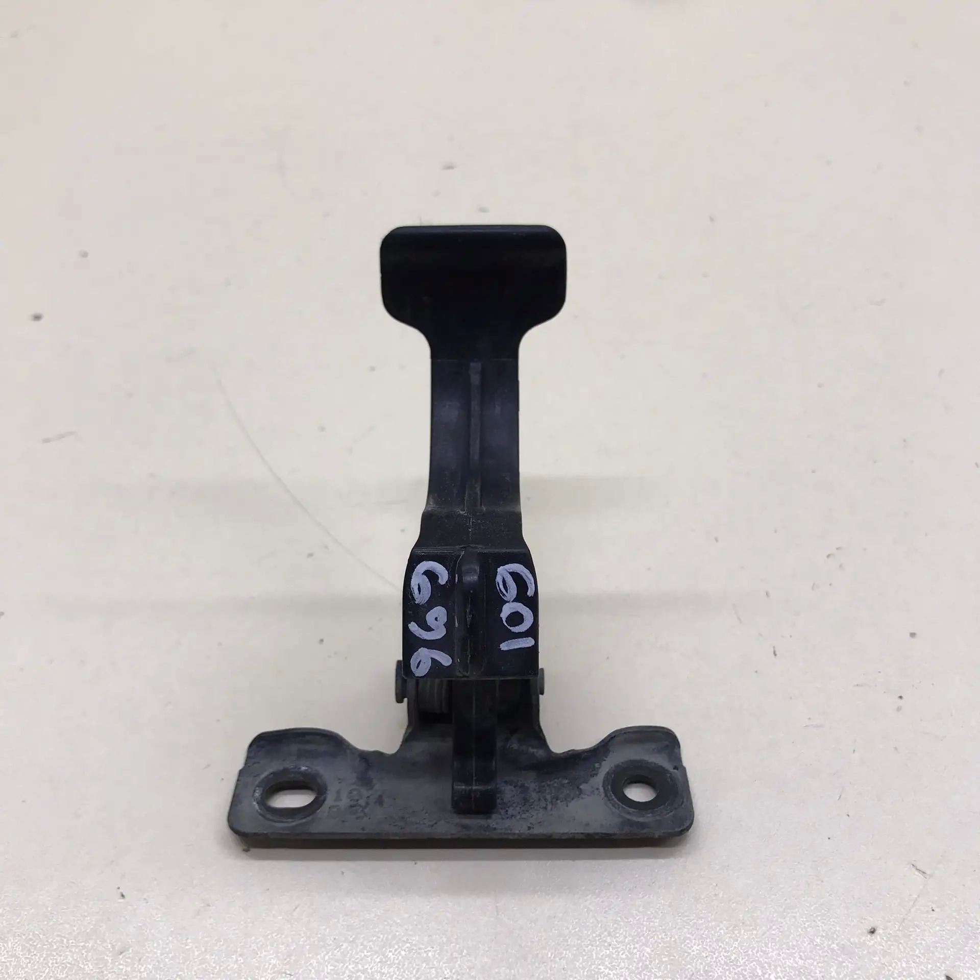 Ручка открывания капота Peugeot 208 2012>