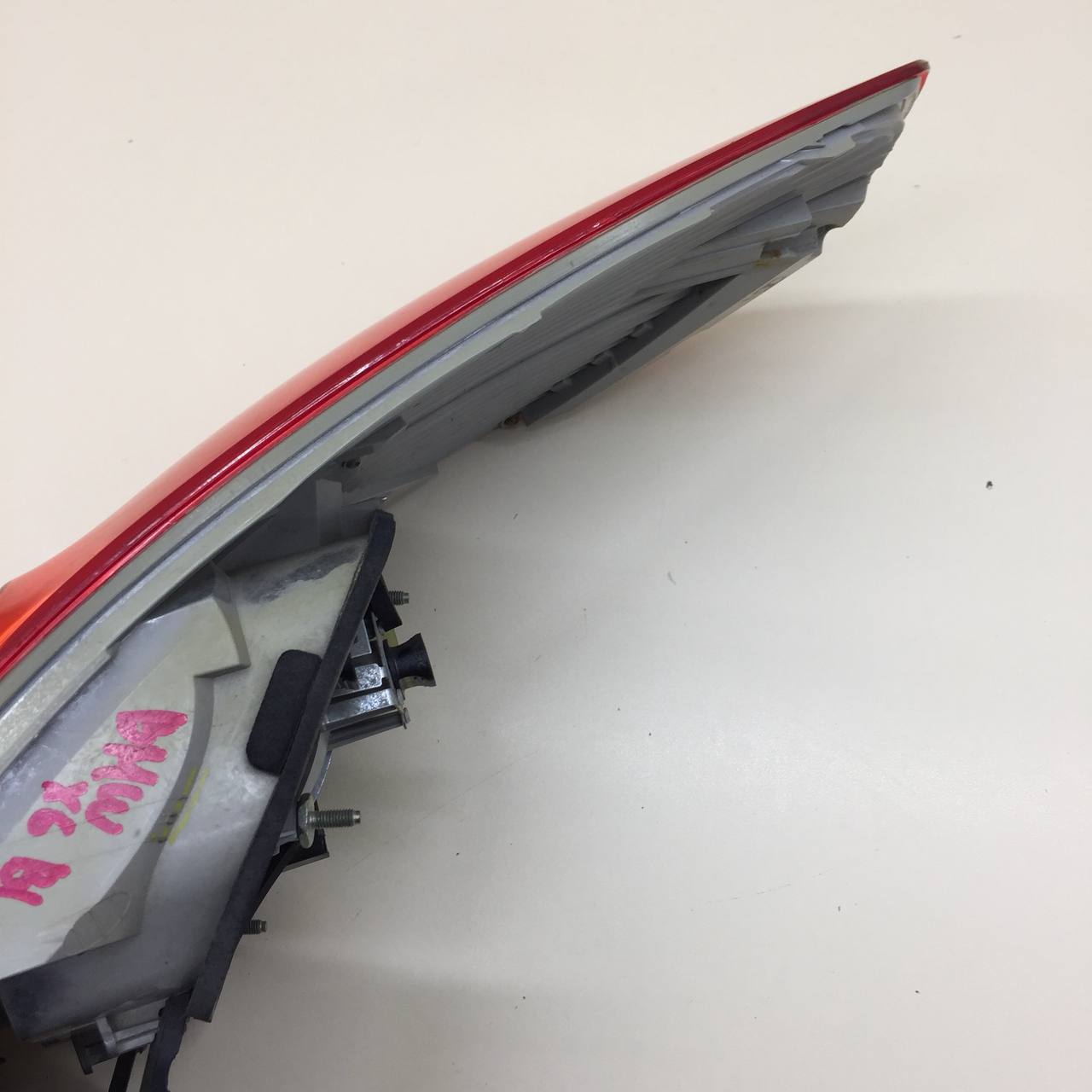 Фонарь задний наружный левый BMW X6 E71 2008-2014