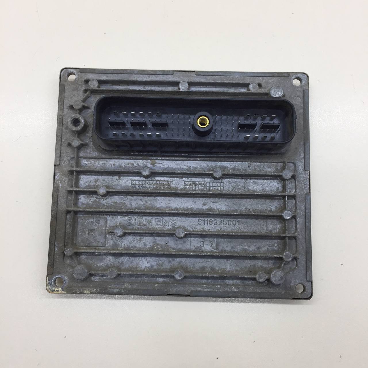 Блок управления двигателем Volvo C30 (MK) 2006-2013