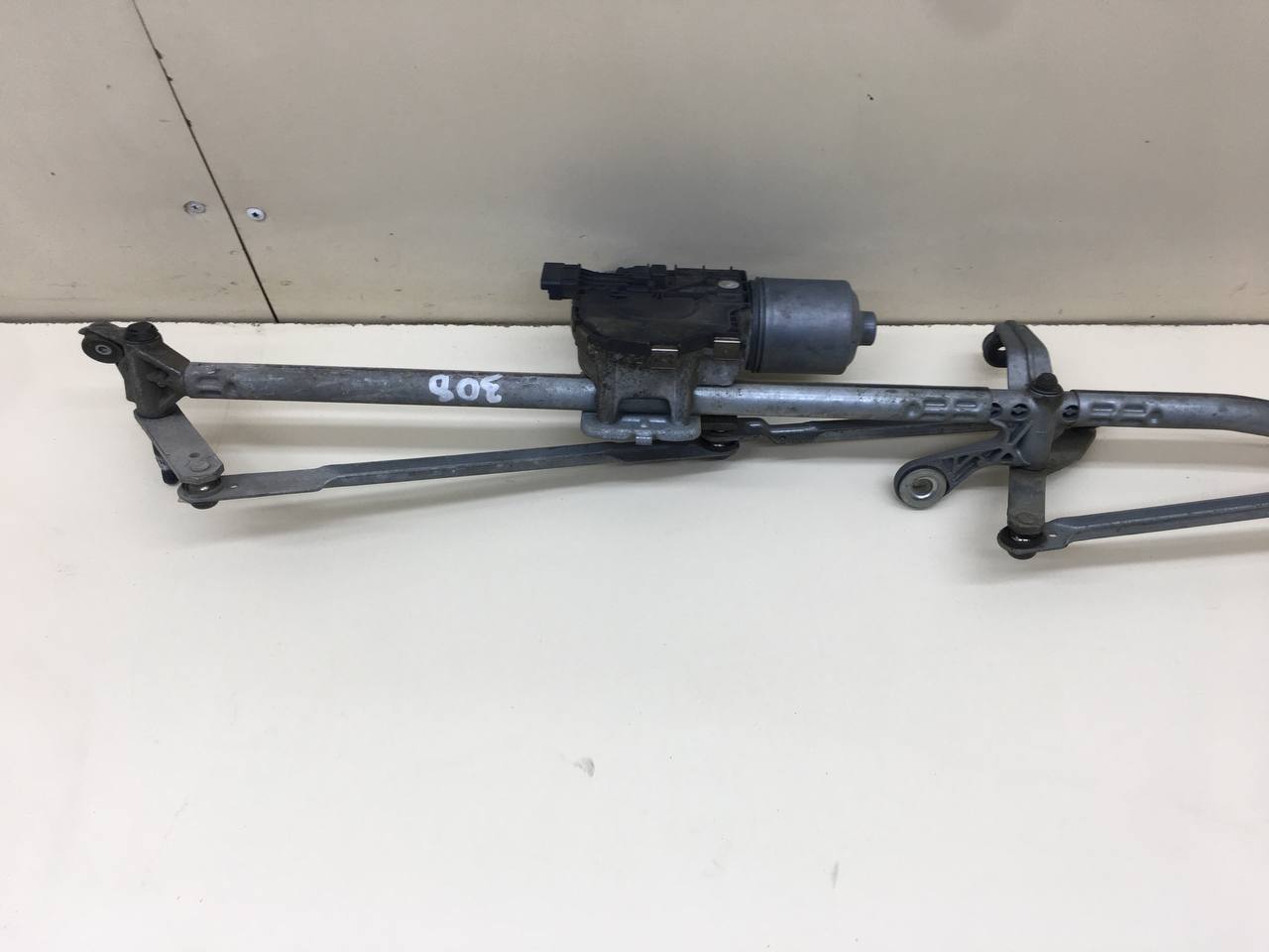 Трапеция стеклоочистителей Peugeot 308 2007>