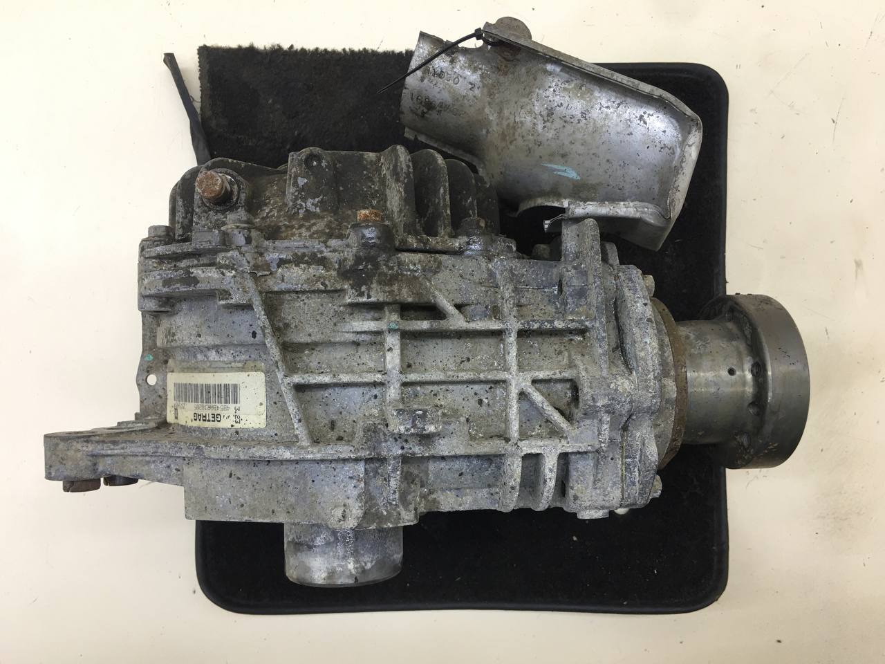 Редуктор переднего моста Cadillac STS 2004-2011