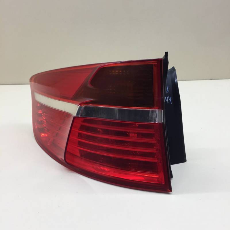 Фонарь задний наружный левый BMW X6 E71 2008-2014