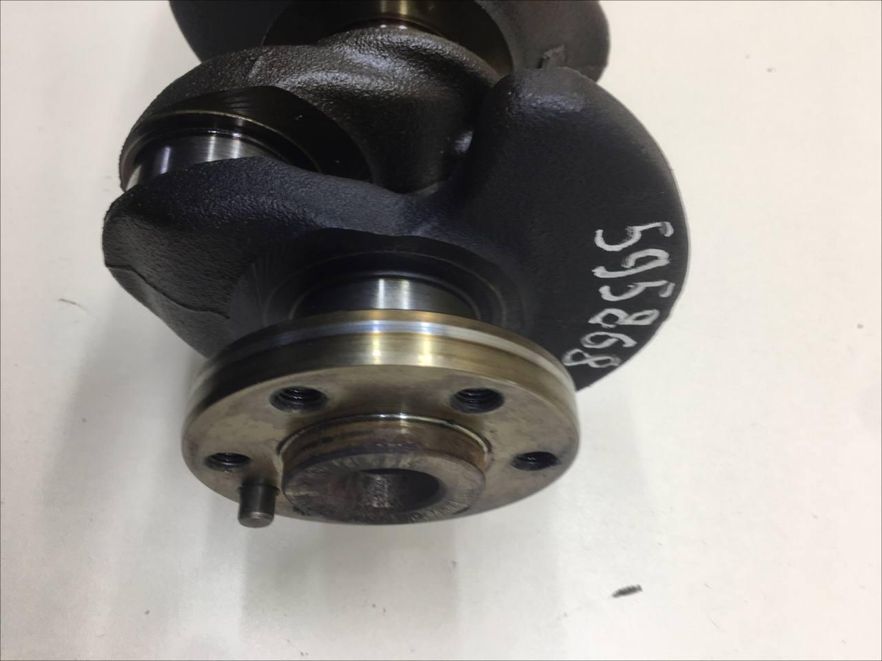 Коленвал Peugeot 308 2007>